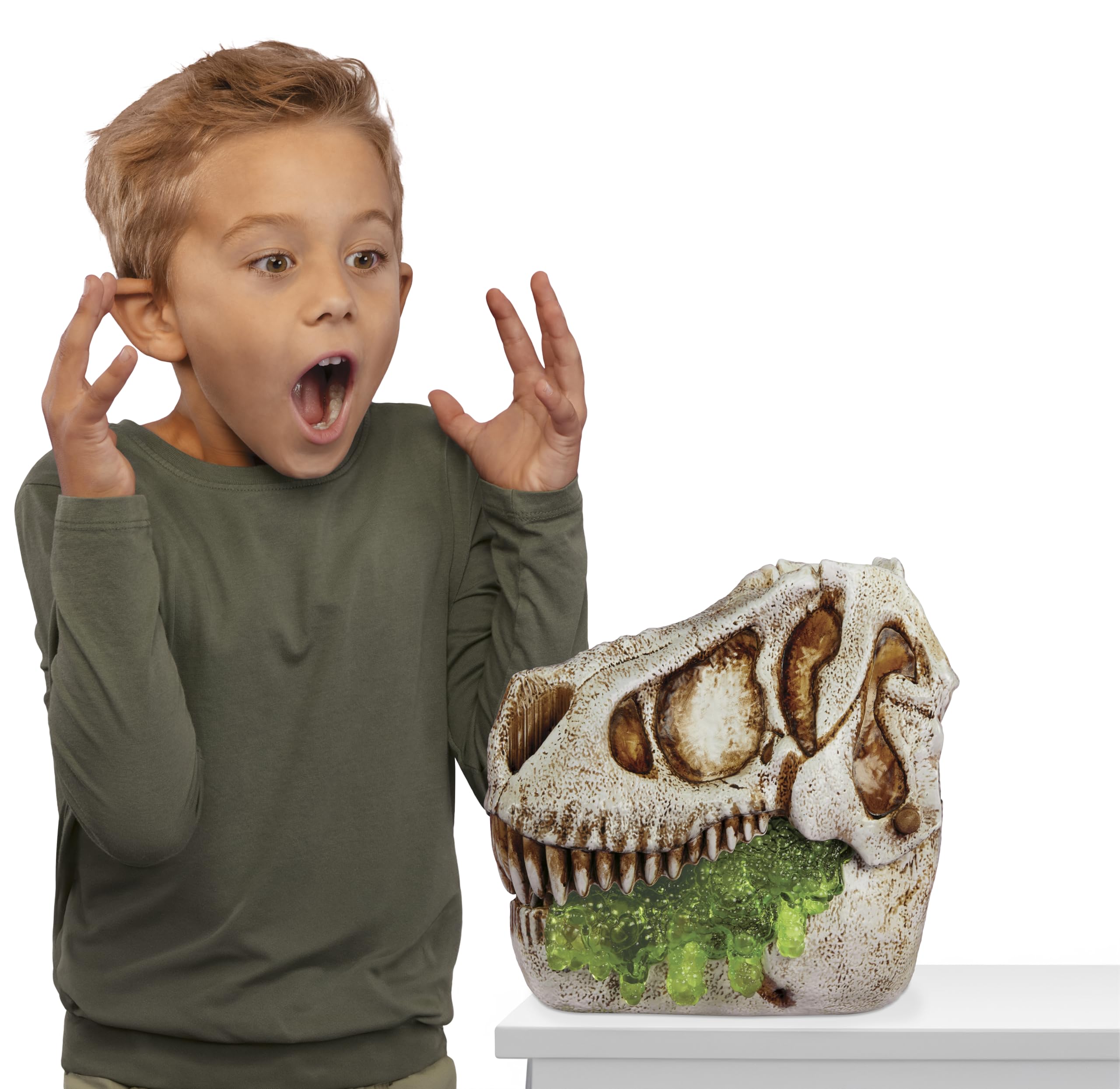 GrossMos Flying Dino green takes off, sparking imaginative flight play.