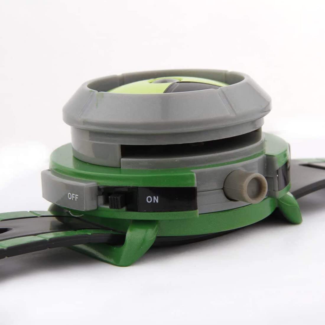 Grostmend Ben 10 Watch Projector includes batteries for instant use and easy gifting