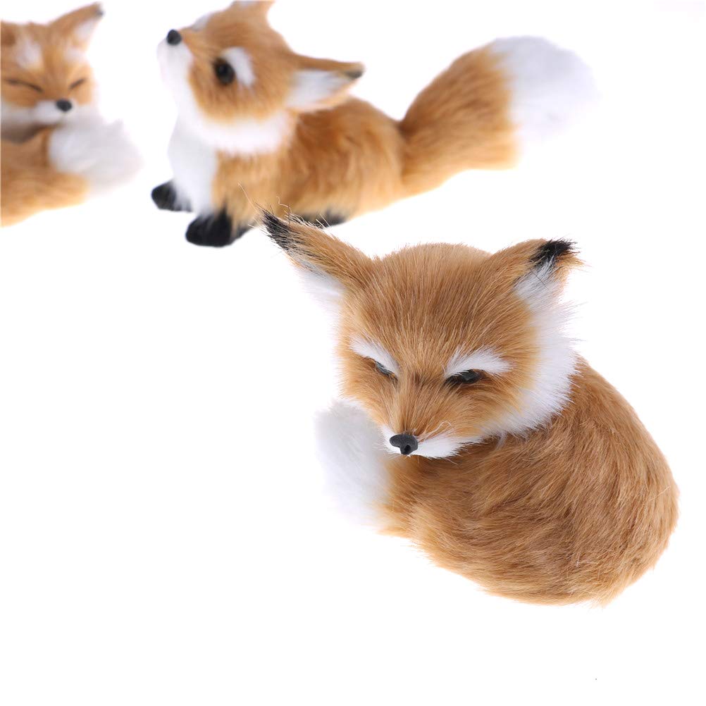 GUDVES fox display piece complements modern and rustic interiors.