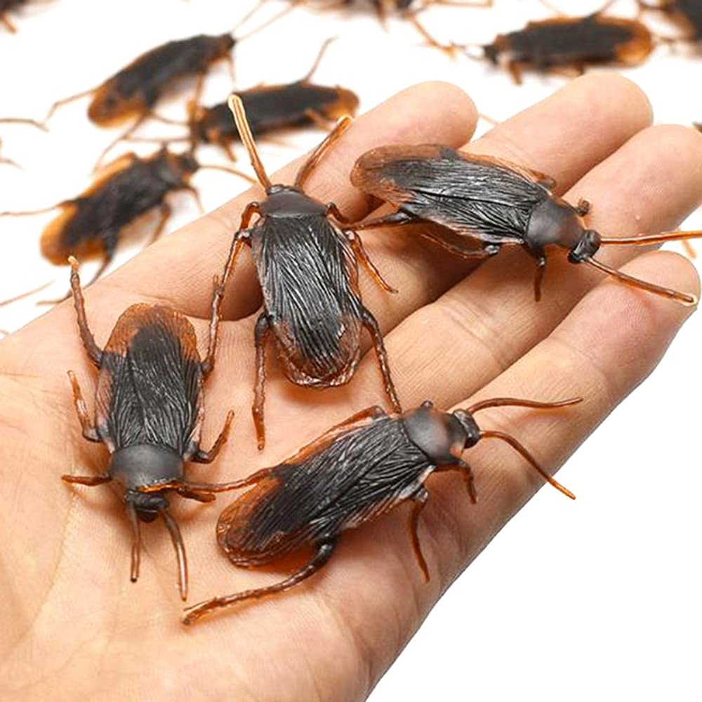 GUDVES prank roaches 10pc brown, lifelike props for playful surprises.