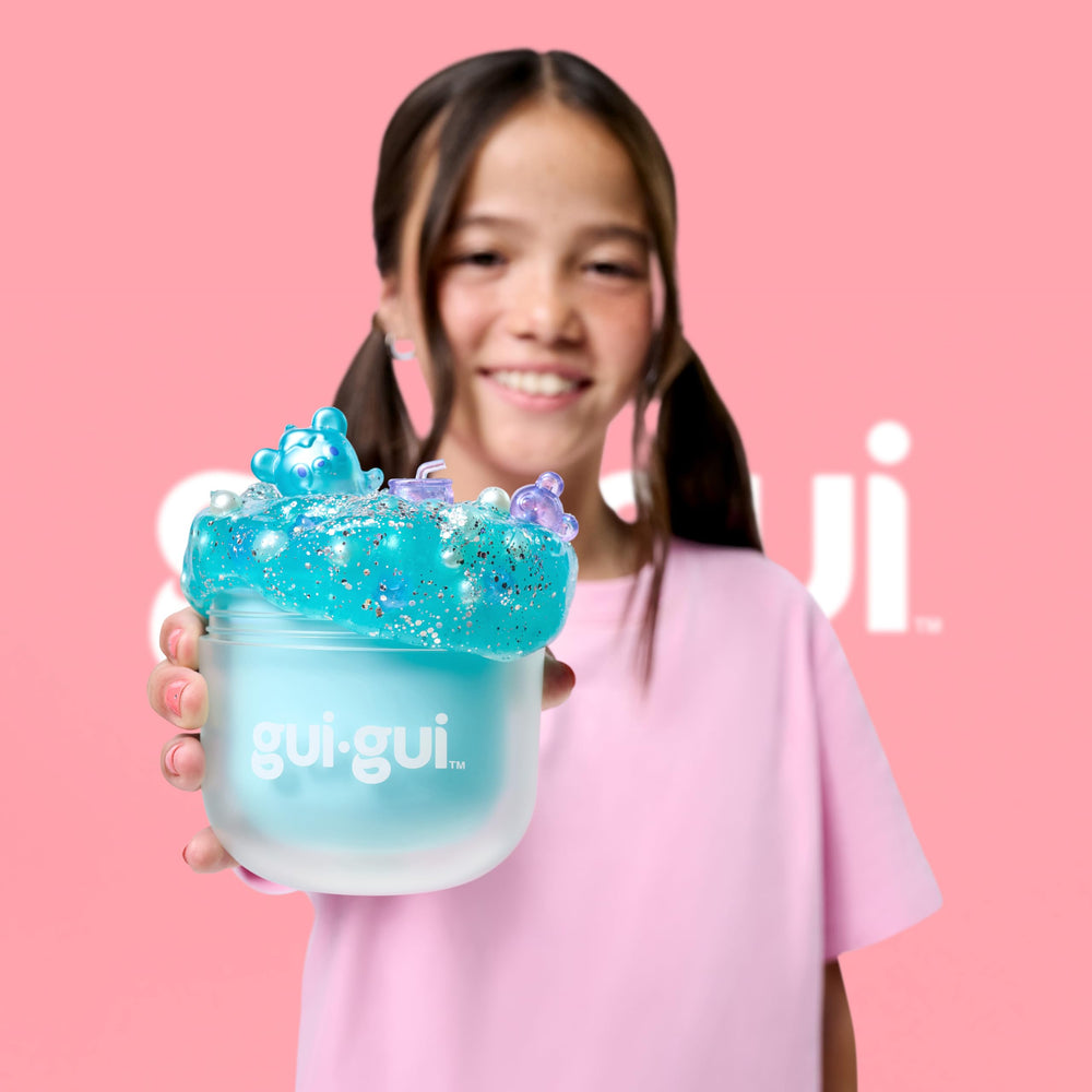 Gui Gui Iridescent Slimes display bold color shifts for eye-catching crafts.