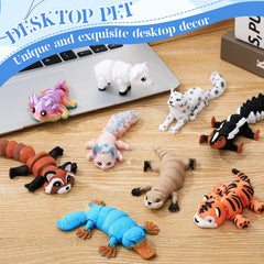 Guiqulai skunk articulated figure for playful desk setups.