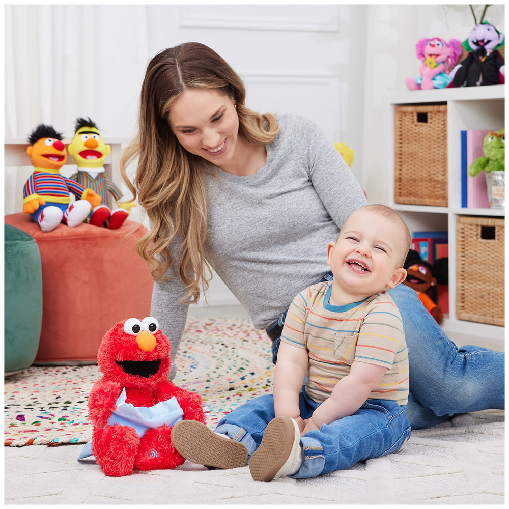 On/off foot switch keeps Elmo easy to operate by little hands.