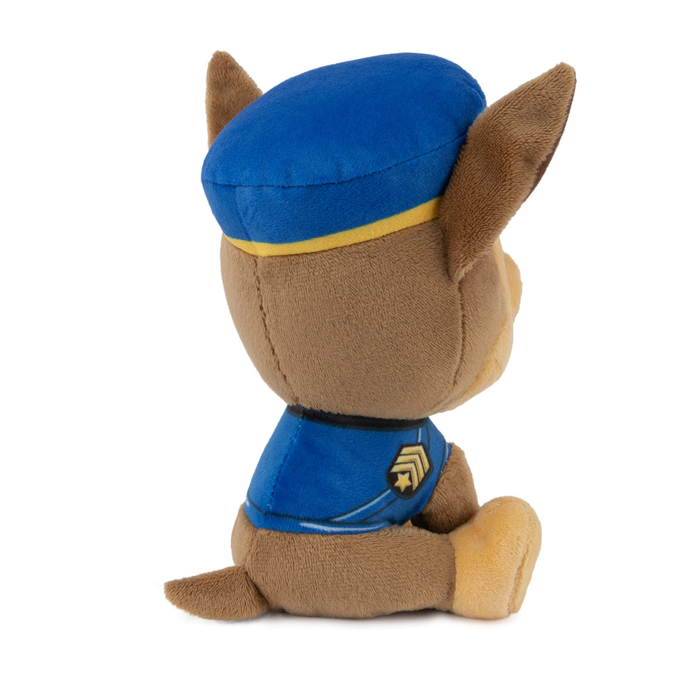 GUND PAW Patrol Chase 6-inch scale emphasizes portable cuddle star