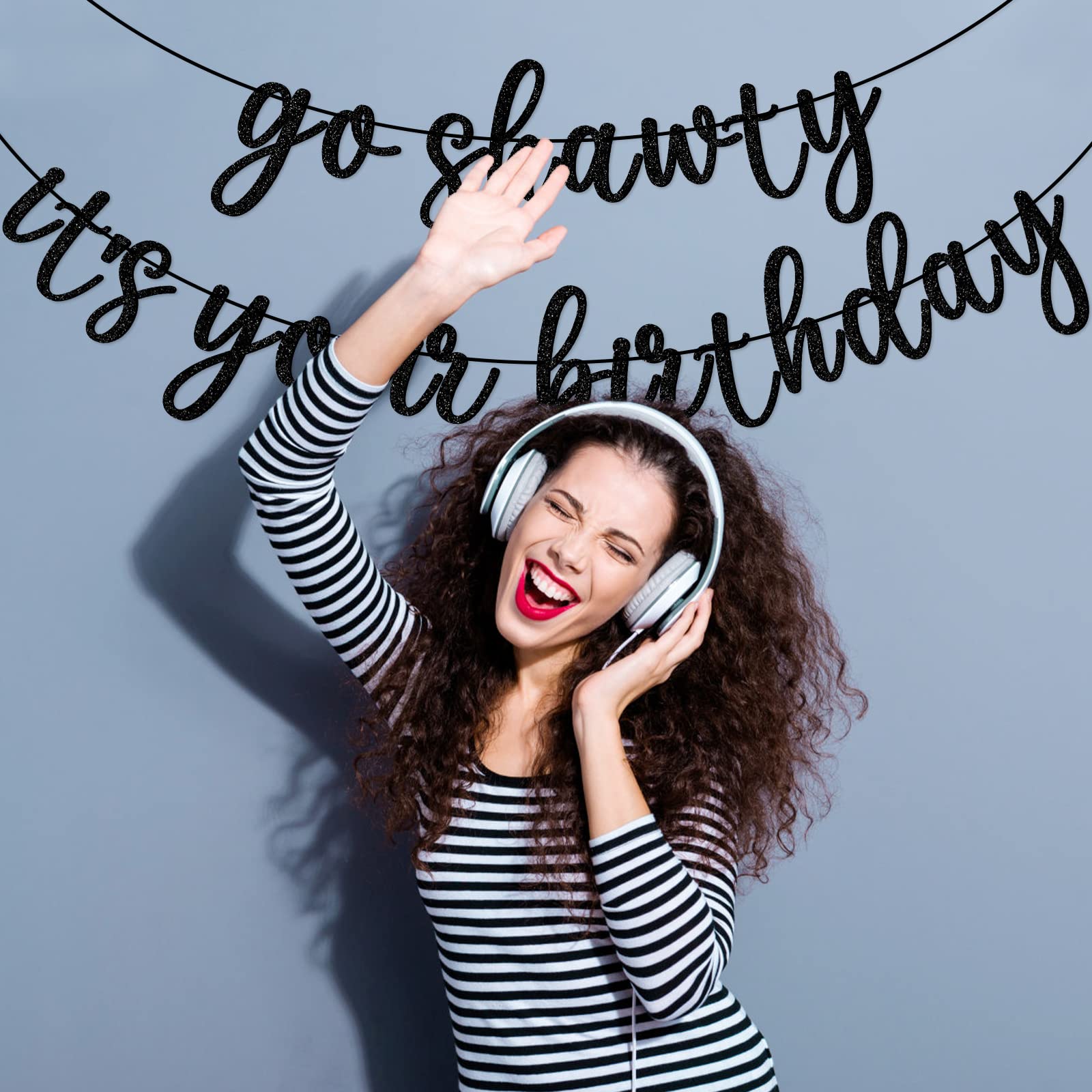 GXSOVSO Go Shawty banner enhances living room or fireplace party styling.