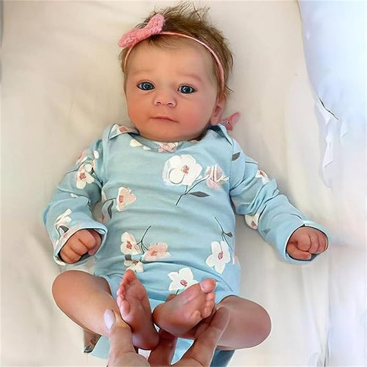 GYCV lifelike reborn baby doll girl 18 inch with blue eyes for imaginative play