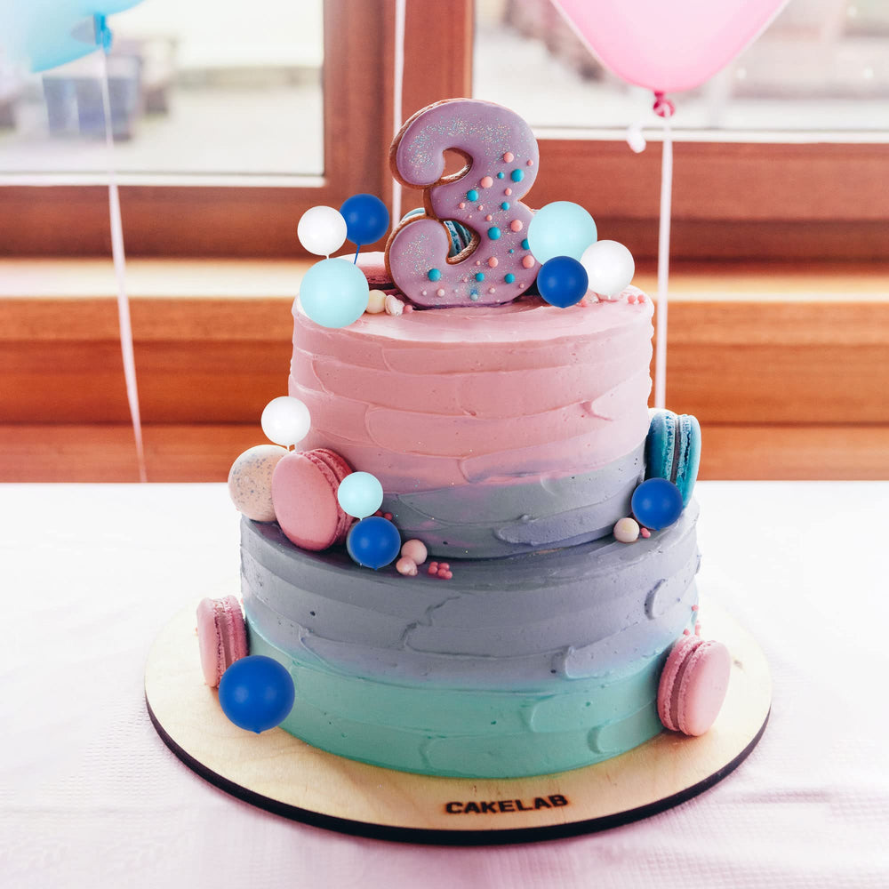 Gyufise white ball cake toppers in 3cm to elevate dessert presentation.