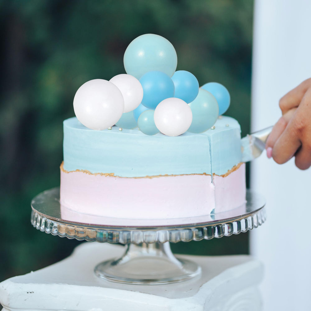 Gyufise 2.5 cm topper adds subtle accents to treats.