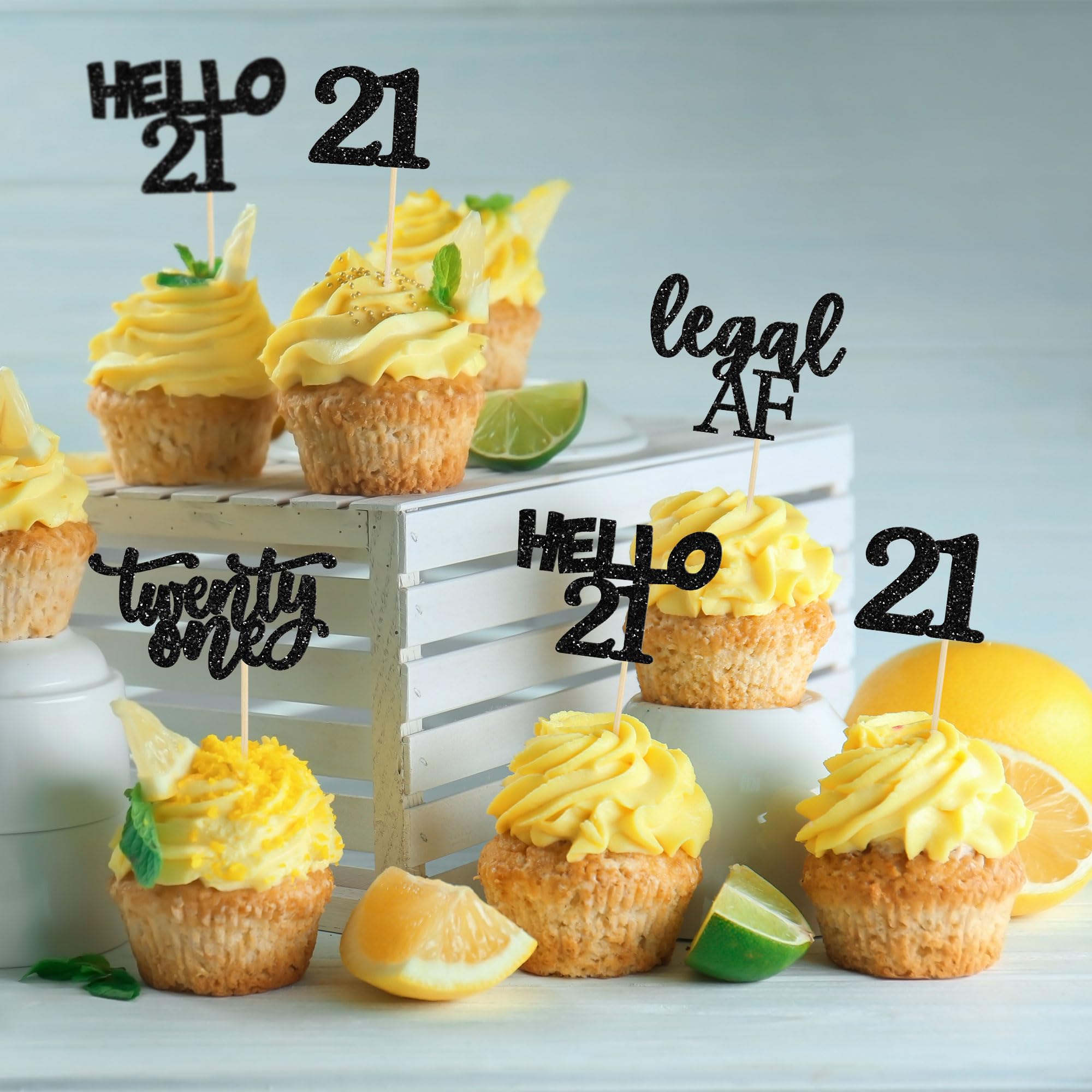 Gyufise durable cake toppers prevent deformation for festive displays