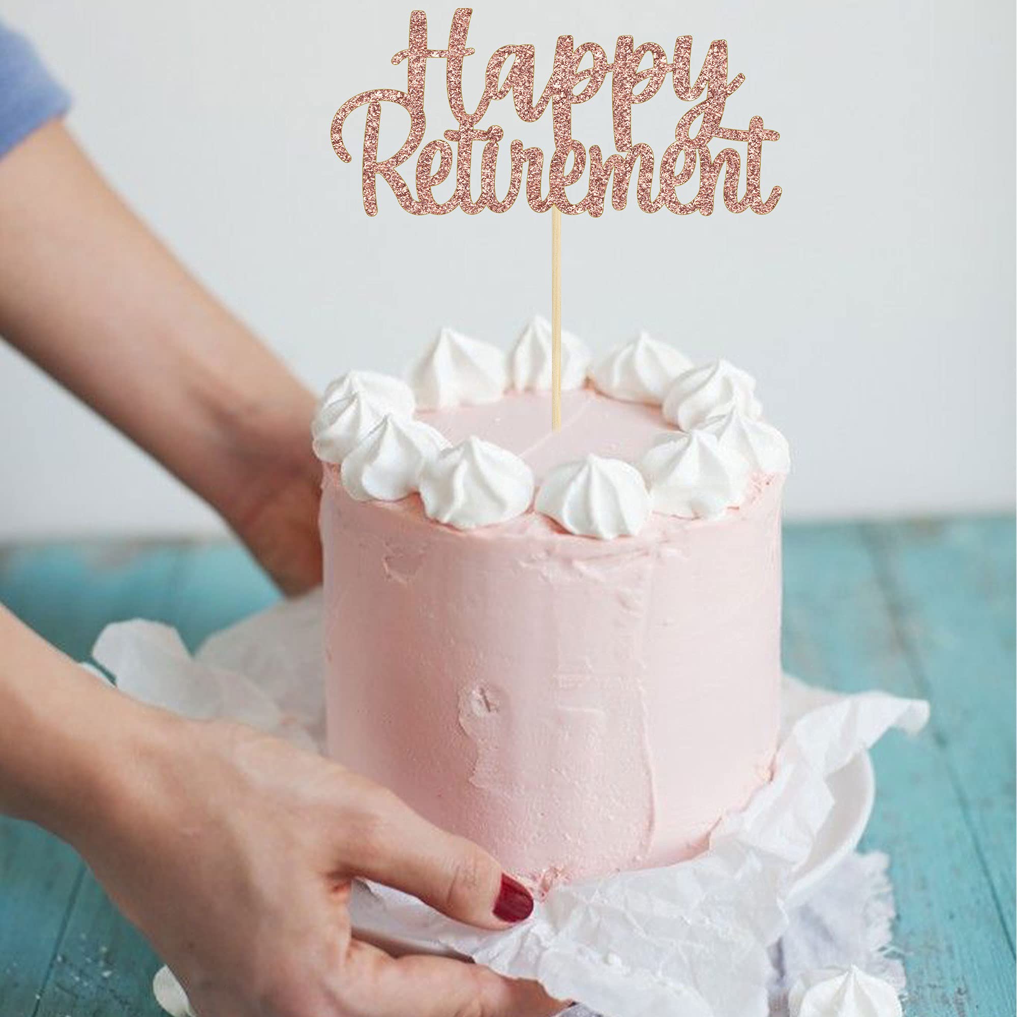Gyufise retirement party decor adds sparkle to desserts and cakes.