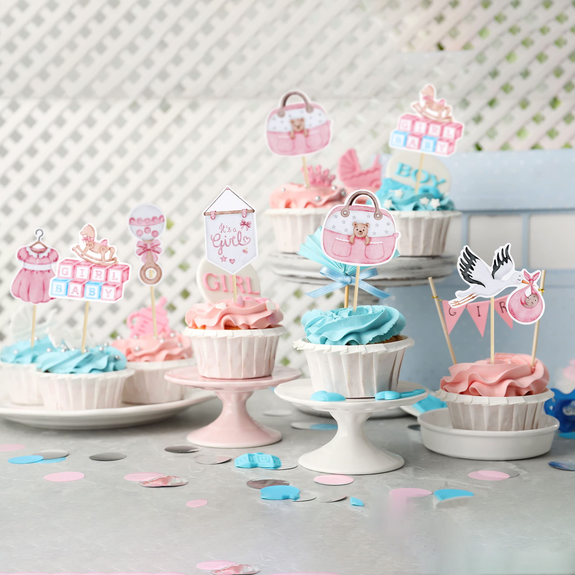 Gyufise Star cupcake topper adds sparkle to kids' birthday and baby showers.