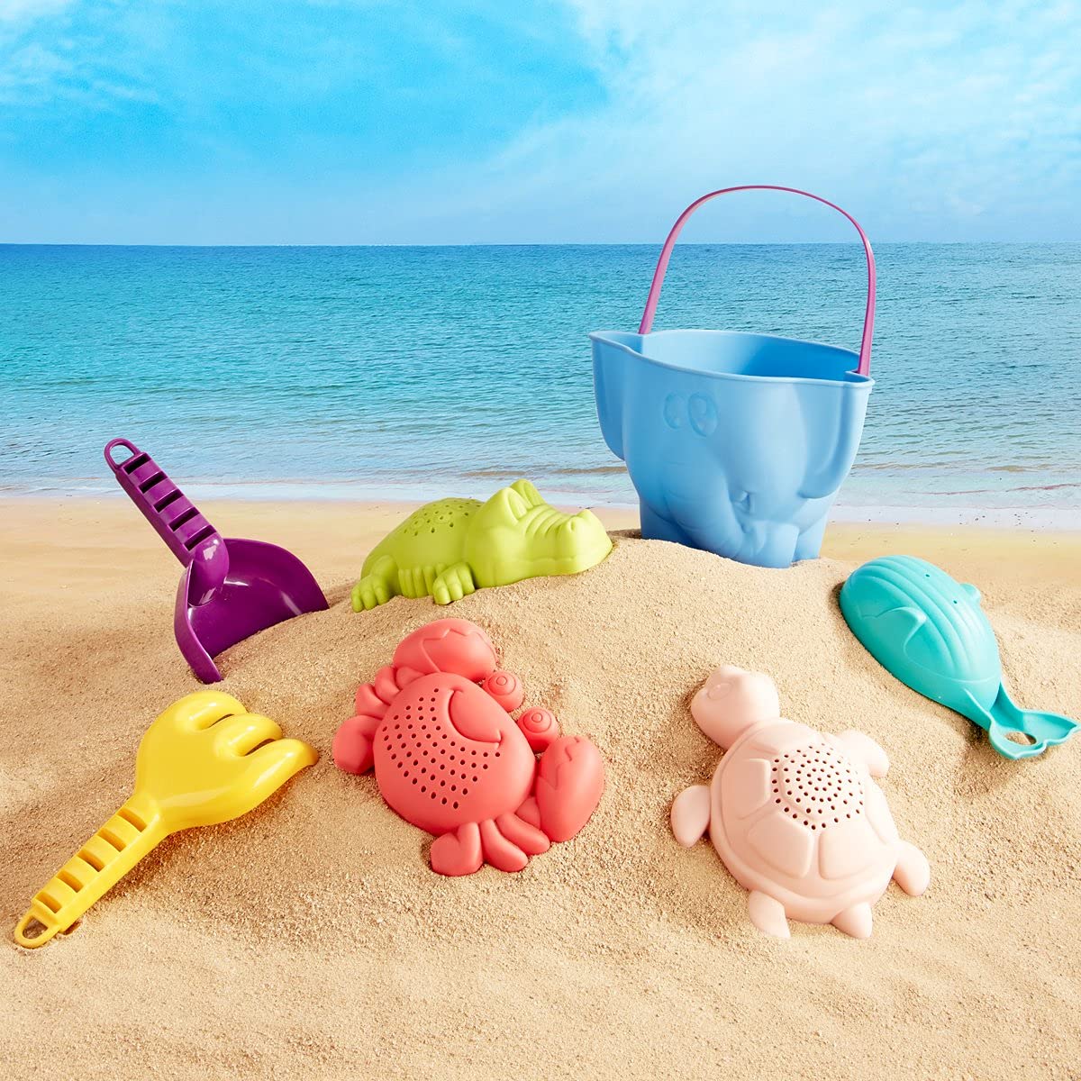 Hahaland durable plastic materials resist breakage for long use.