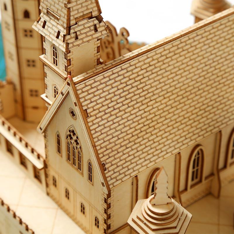 Hallisun family-friendly assembly time with the mechanical castle house