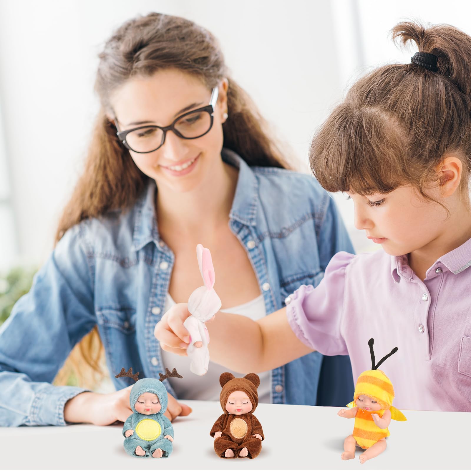 Hanaive dolls feature washable PVC and easy-care outfits for quick cleanups