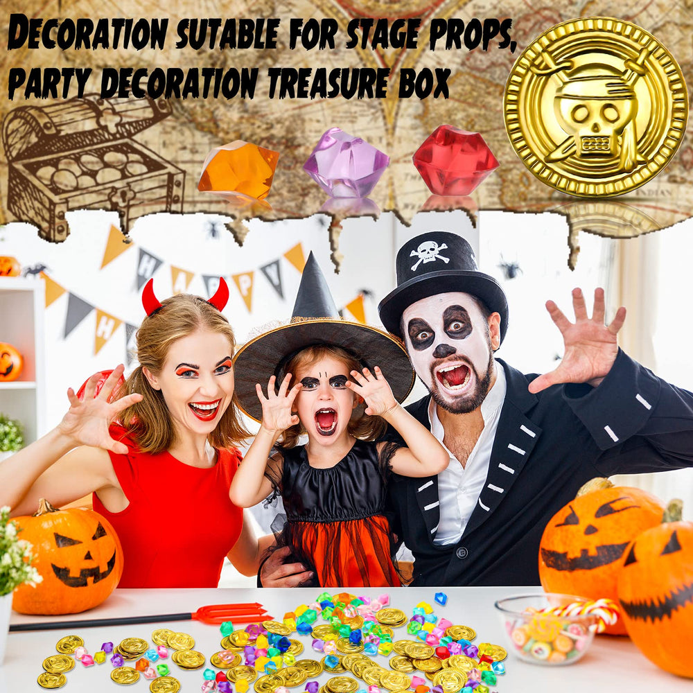 Hanaive pirate party table centerpiece featuring shiny coins.