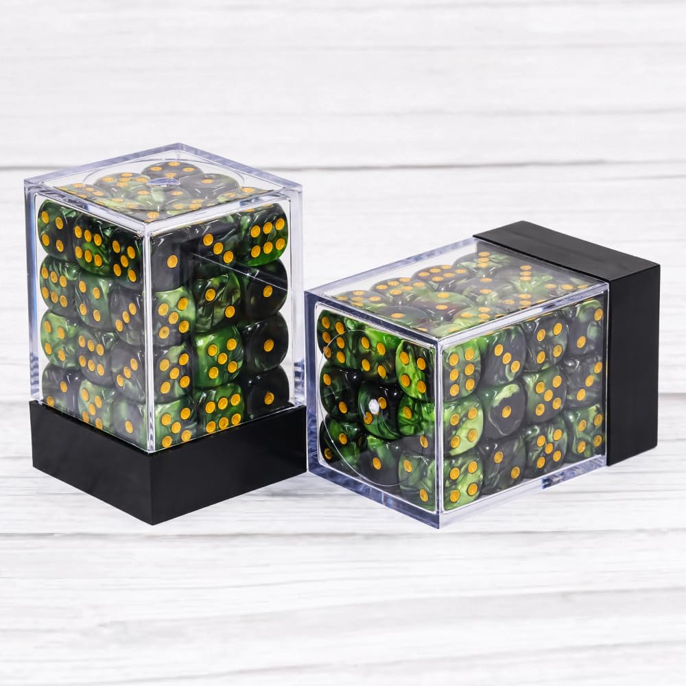 Handan portable plastic box keeps dice organized and easy to carry on the go.