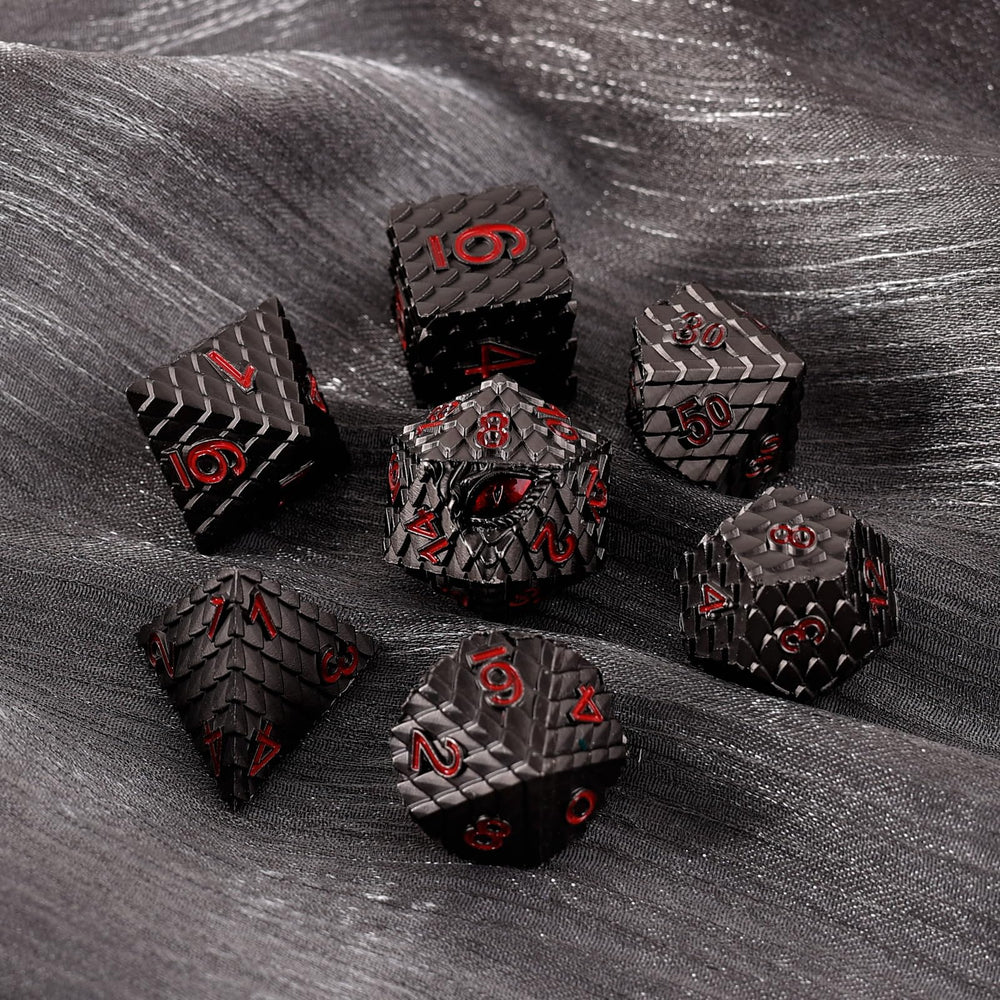 Handan seven-piece dice set in a sturdy gift metal case for gifting.