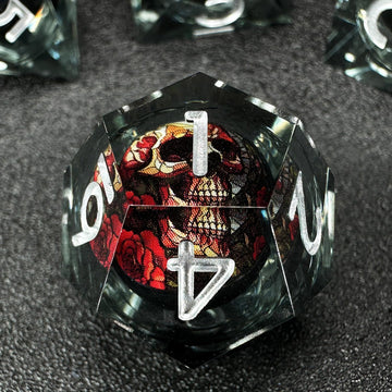 HAOMEJA D20 close-up ready for D&D campaigns and adventures.