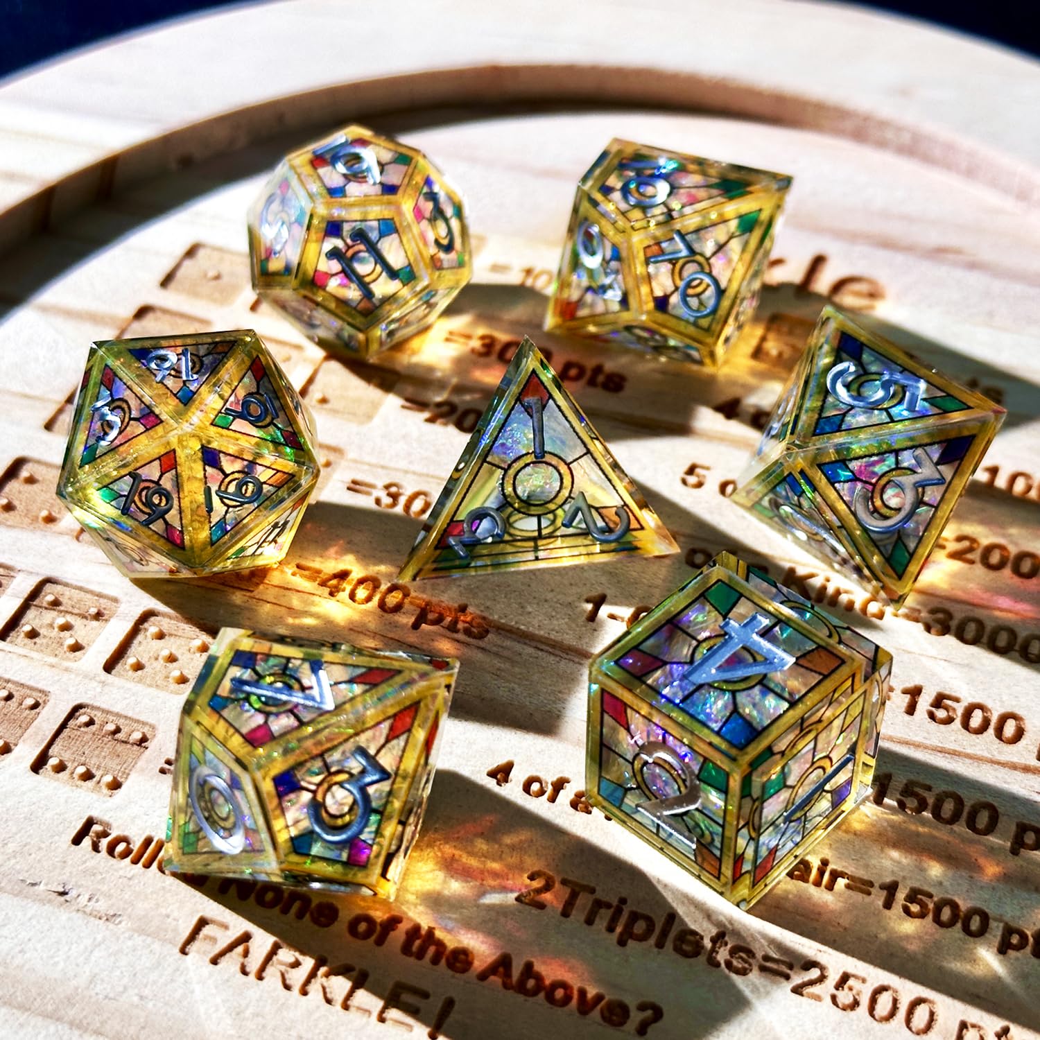 HAOMEJA stained-glass d20 close-up shows vibrant colors and light refraction.