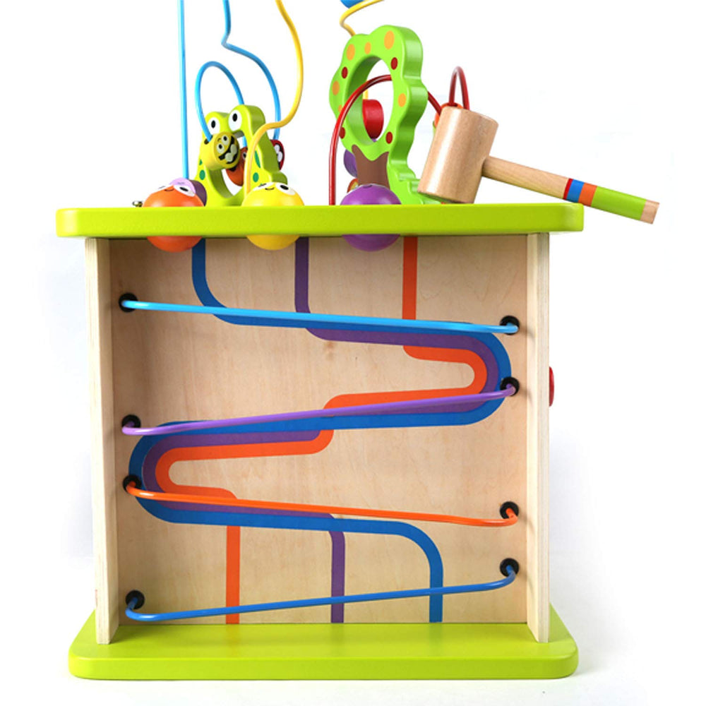 Hape Country Critters Play Cube turnplate side encourages problem solving as you rotate.