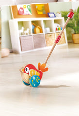 Hape Lilly sings Twinkle Twinkle Little Star during quiet strolls.