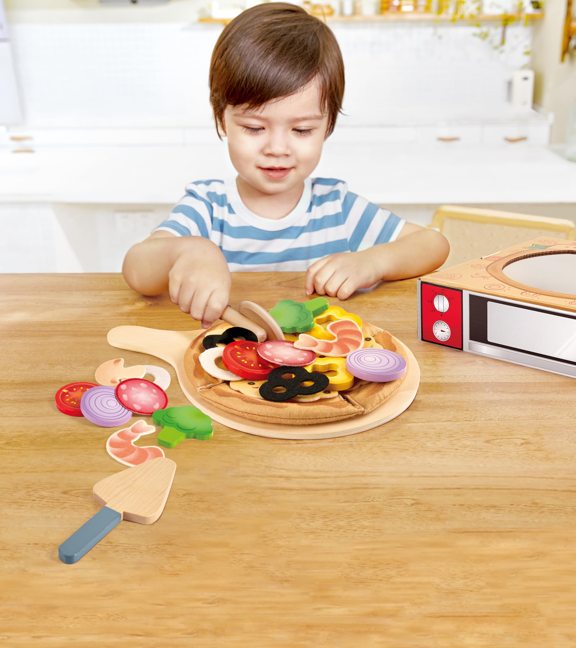 Hape Perfect Pizza Delivery Box doubles as an oven for versatile roleplay deliveries.