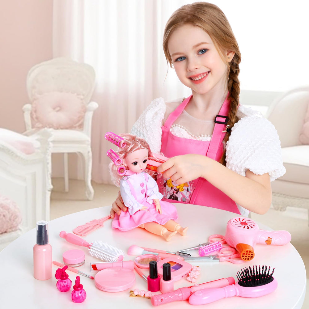 Hapgo makeup palette and accessories invite playful experiments and fine motor practice.