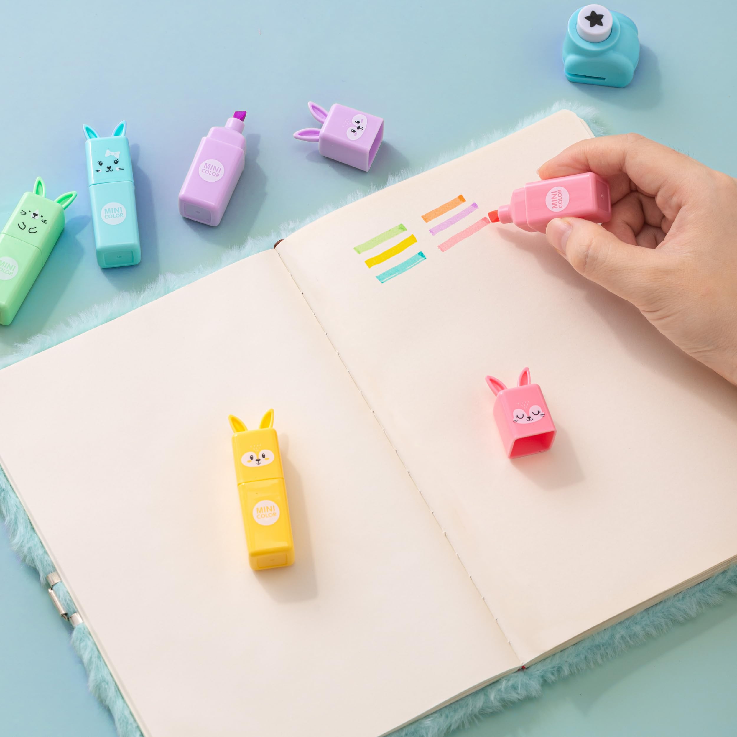 Happy Lolli Mint LolliME pom-pom clips adding fun accents