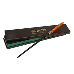 Harry Potter Slytherin wand Deluxe display box highlights treasure-ready packaging.