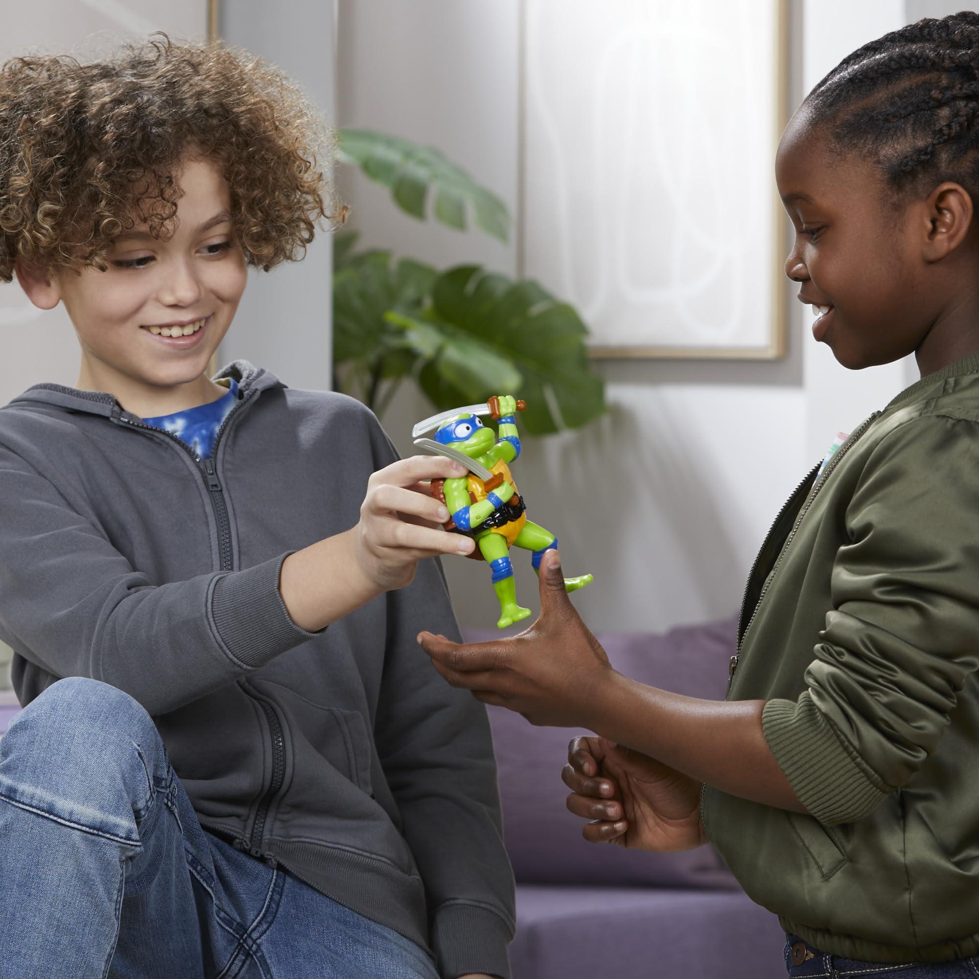 Hasbro Bop It Leonardo belly bop image for rhythmic reaction