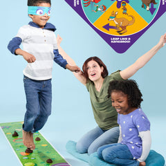 Hasbro Gaming Don't Step in It! Crossing the mat with animal moves