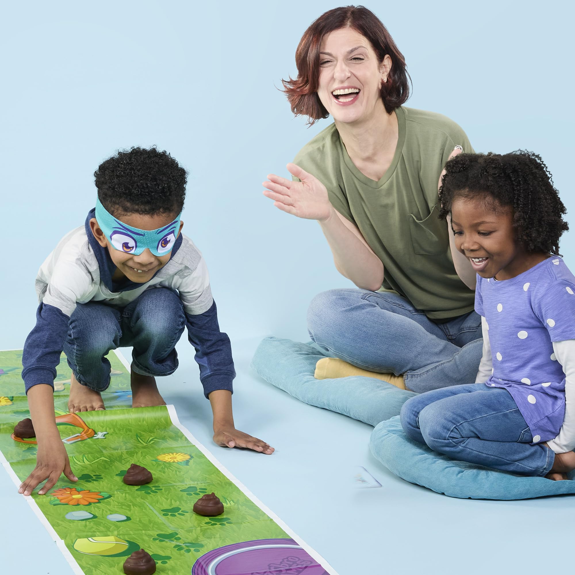 Hasbro Gaming Don't Step in It! Simple setup for quick play sessions