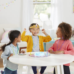 Hasbro Gaming Pretty Princess Unicorn Edition bracelet pieces invite fine motor fun.