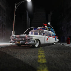 Hasbro Ghostbusters Ecto-1 1984 wheels move for realistic play
