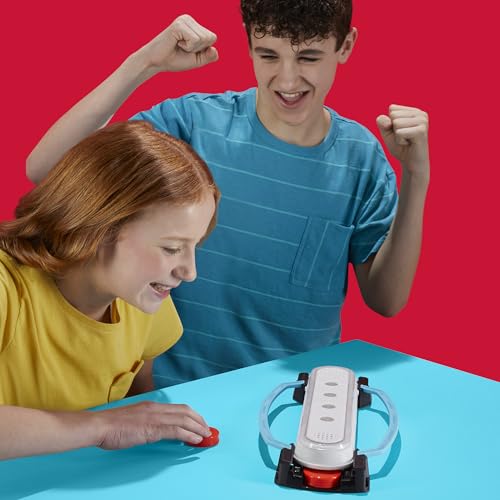 Hasbro Hypershot packaging highlights portability, gift suitability, and quick play