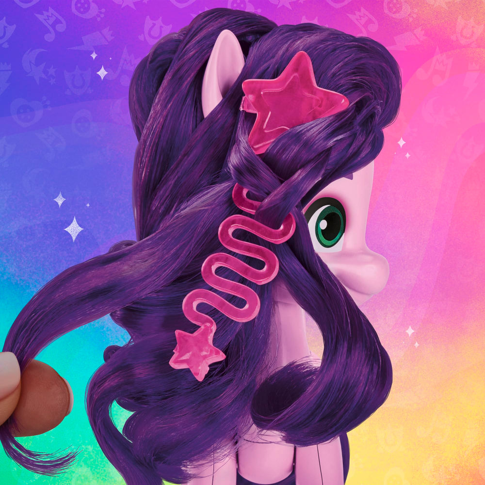 Hasbro Style of the Day with Pipp Petals and other ponies for creative play.