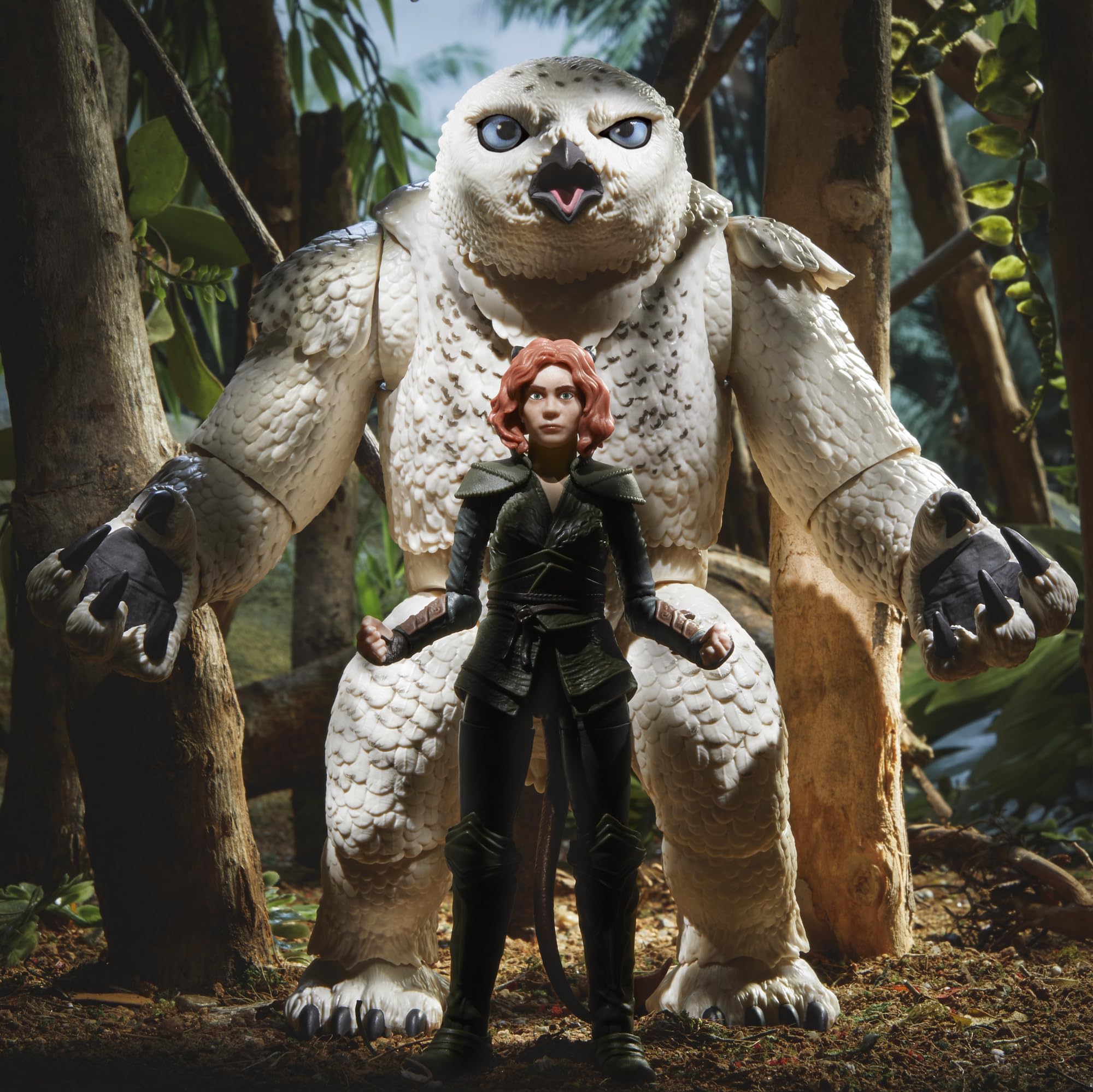 Hasbro Owlbear/Doric 6-Inch figure articulation points enable dynamic posing
