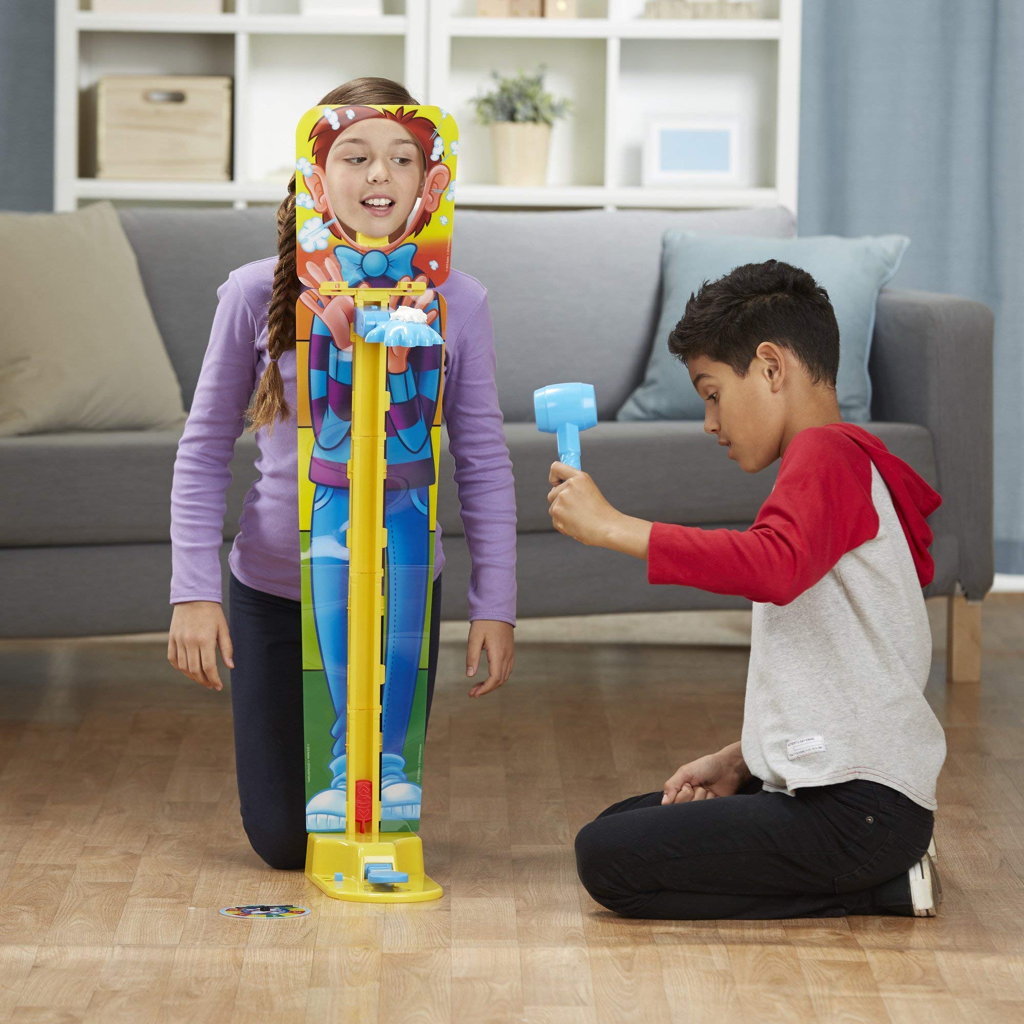 Hasbro Pie Face Sky High pie plate ready to surprise friends with a splash.