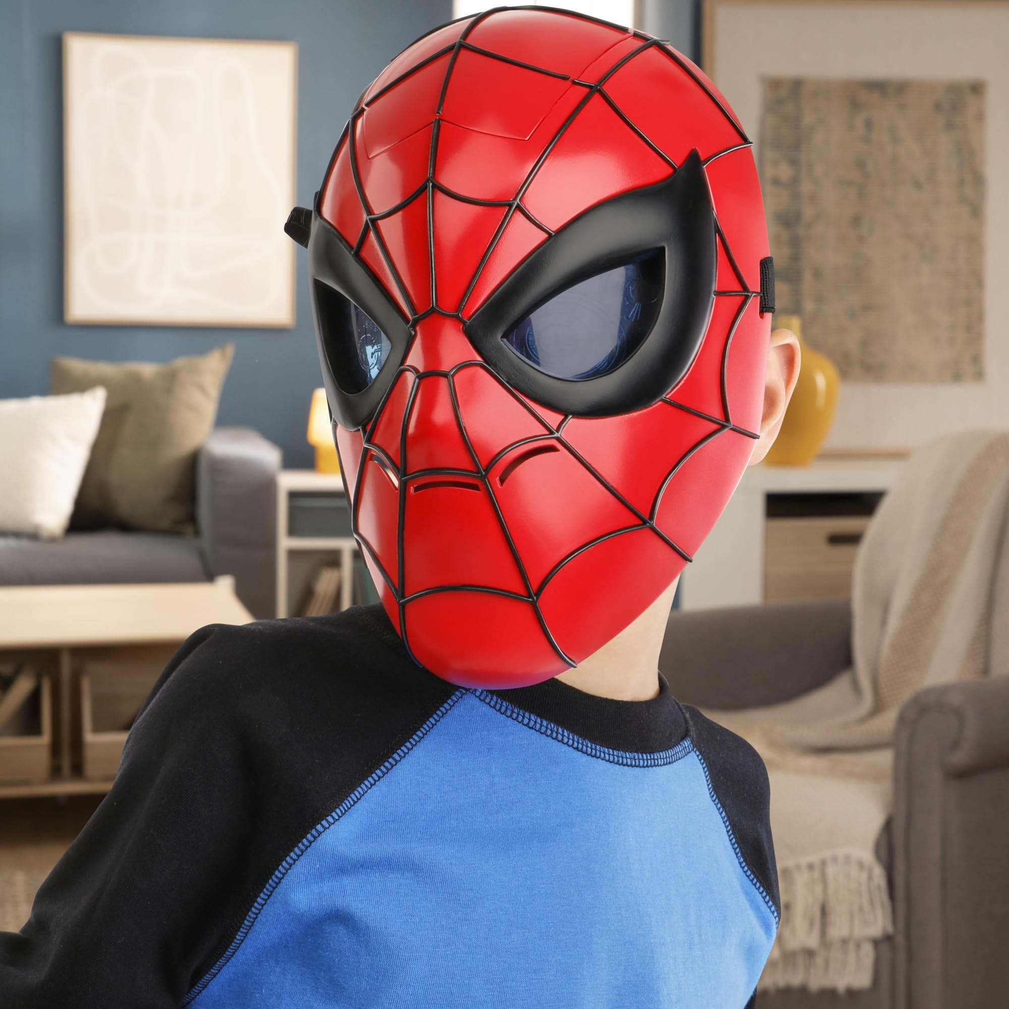 Hasbro Spider-Man Glow FX Mask enhances imaginative play as a friendly neighborhood hero.
