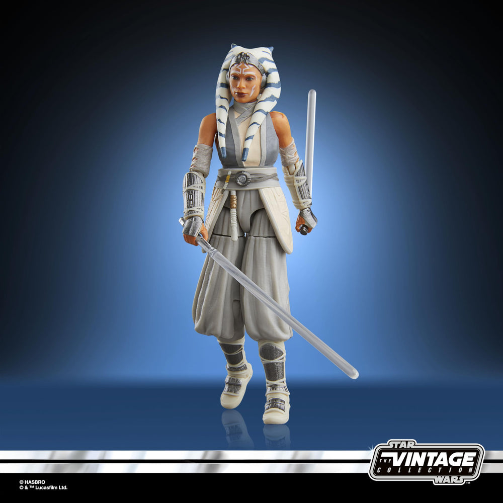 Hasbro STAR WARS Ahsoka Tano Peridea packaging in Kenner style for nostalgia.
