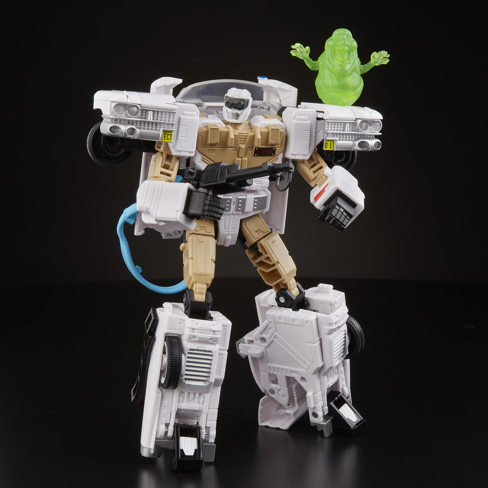 Hasbro Ghostbusters mash-up pack captures classic crossover charm.