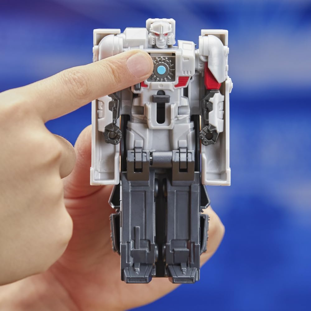 Compatible with other Transformers figures for ongoing battle scenes.
