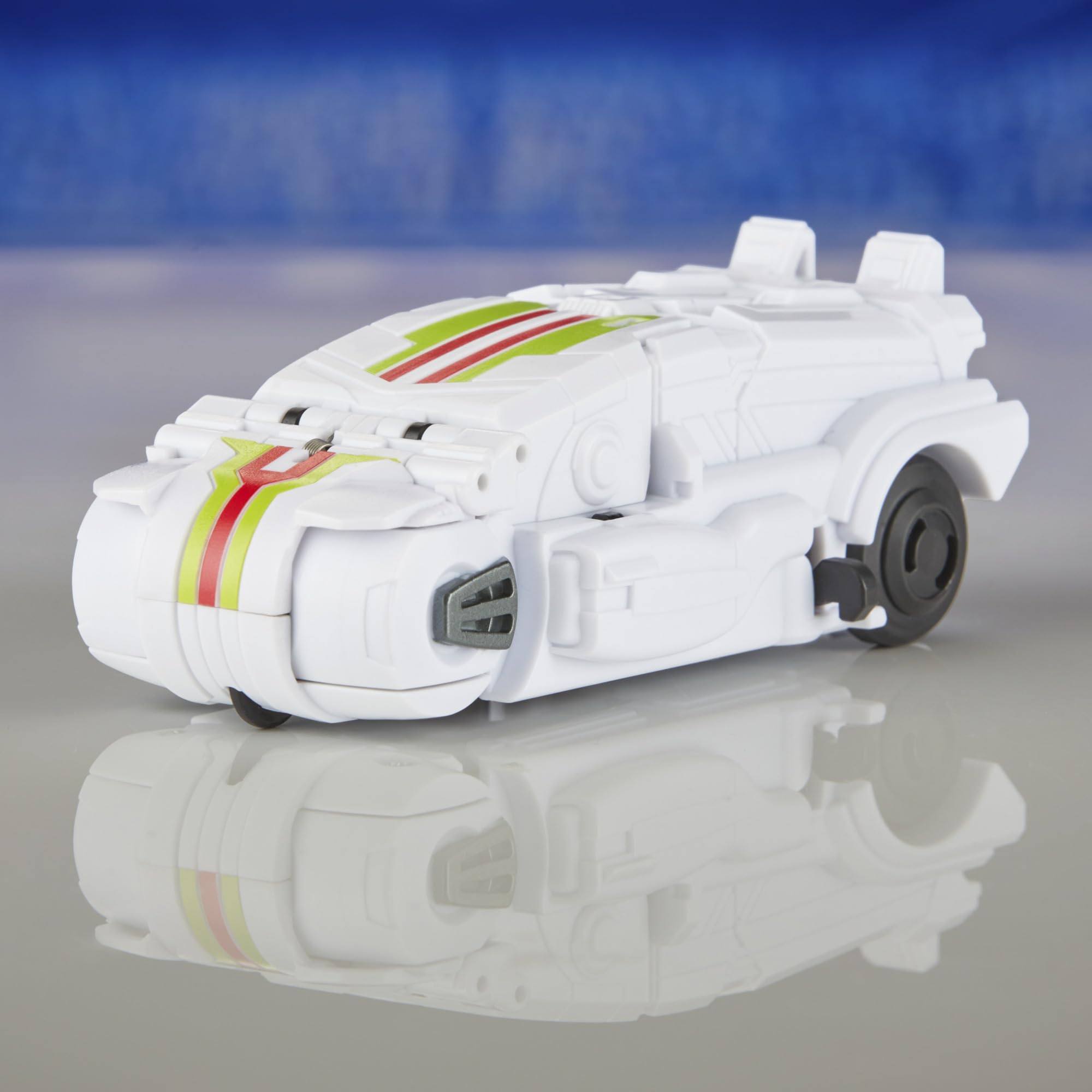 Wheeljack 4-inch robot ready for poseable play and display