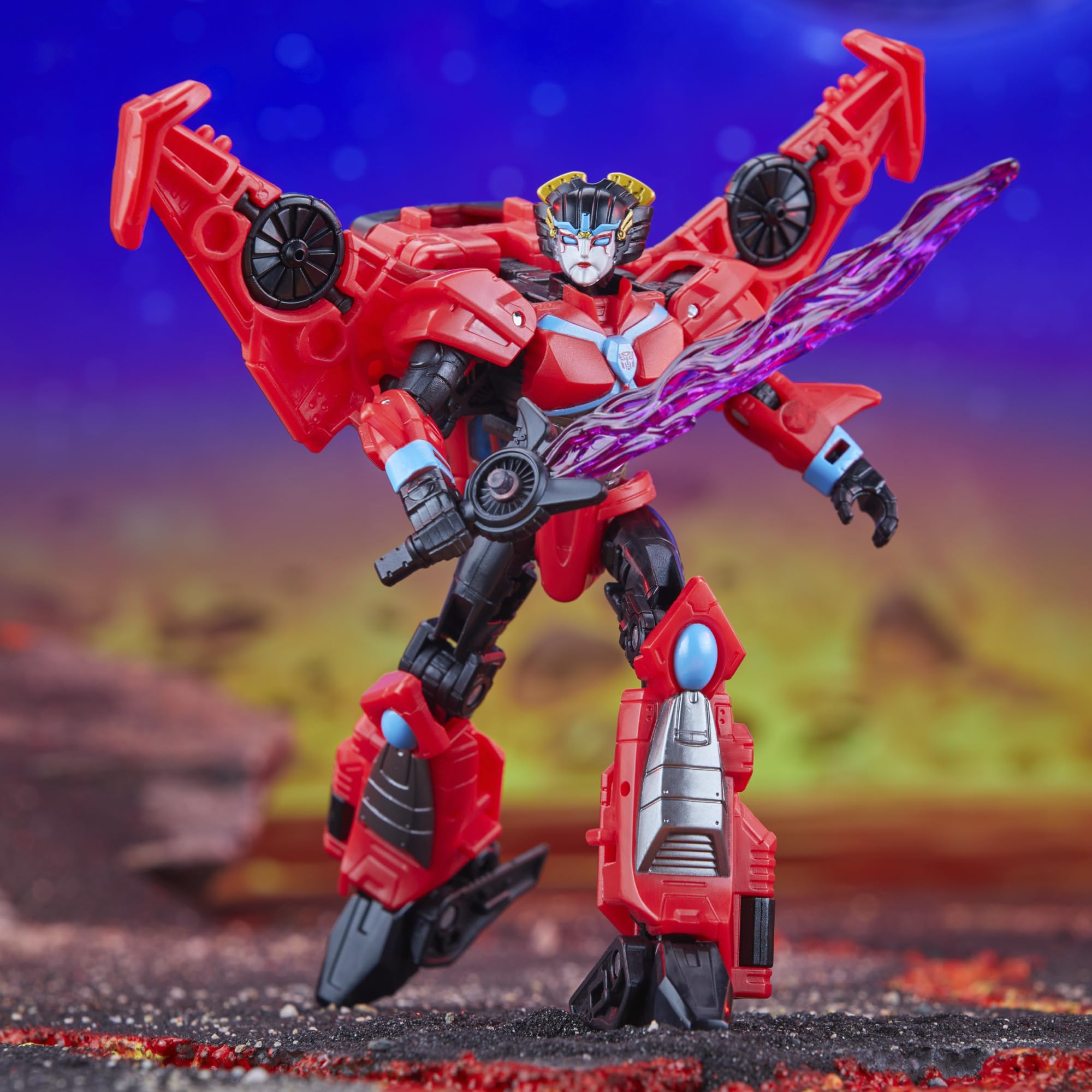 Windblade arms move for flexible attack stances and dynamic displays.