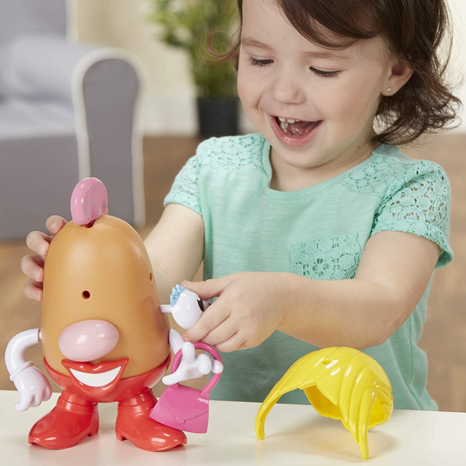 HASBROSERIES Mrs Potato Head handbag for outfit options