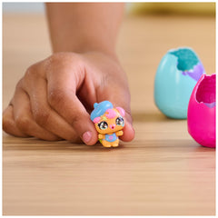 Hatchimals Alive cat figure image adds a curious companion for playtime adventures.