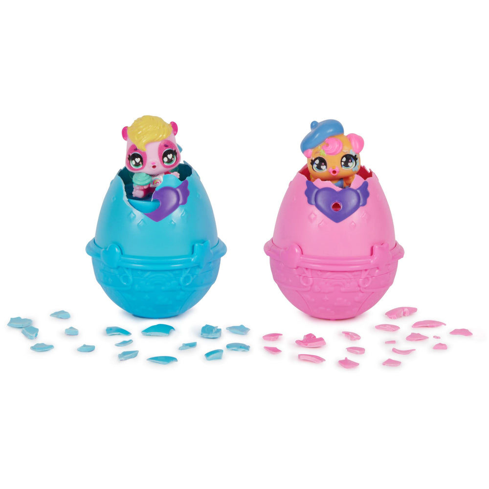 Gift-ready display box with age-appropriate play for kids 3 and up.