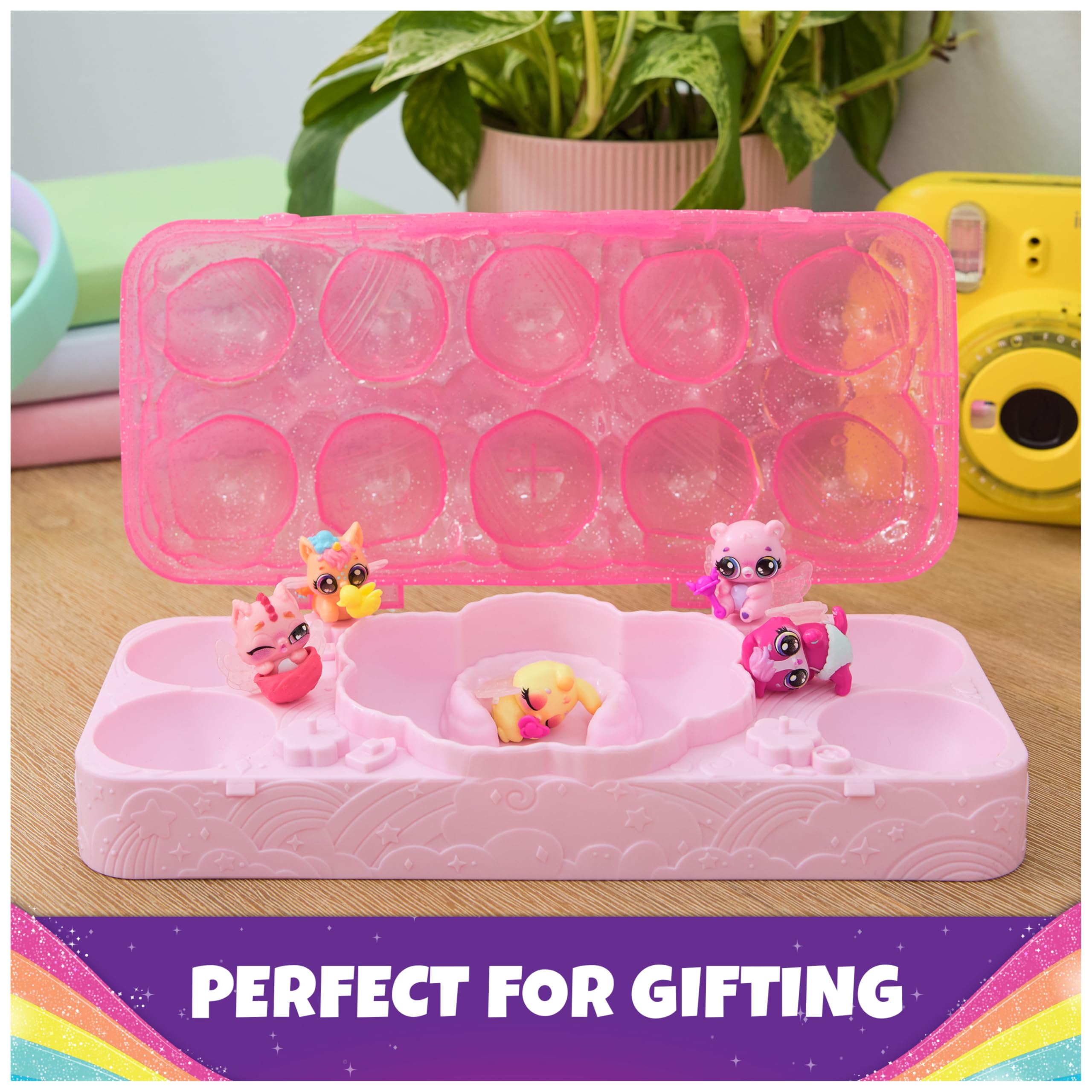 Hatchimals Alive Rainbow Splash Carton water changing color during hatch