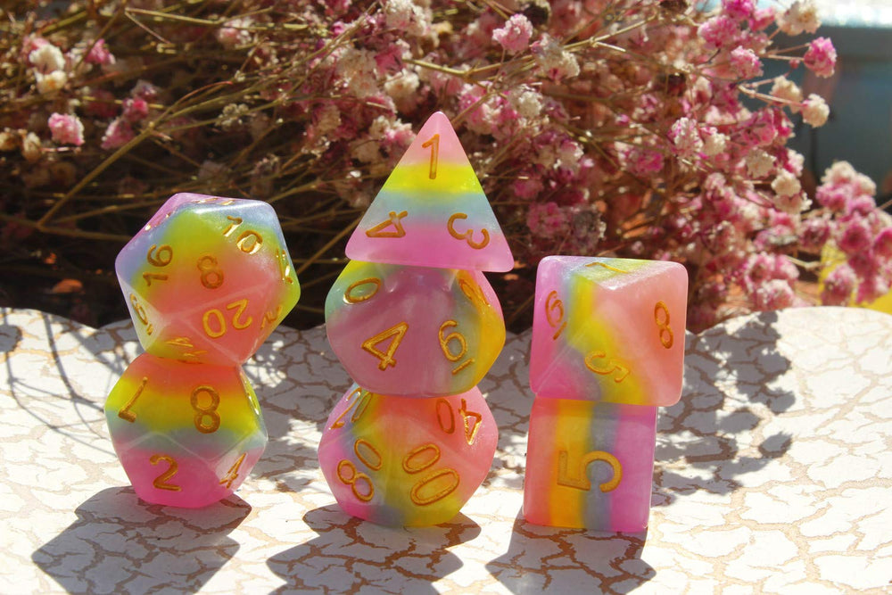 HD Rainbow Candy D4 dice, compact size ideal for quick decisions.