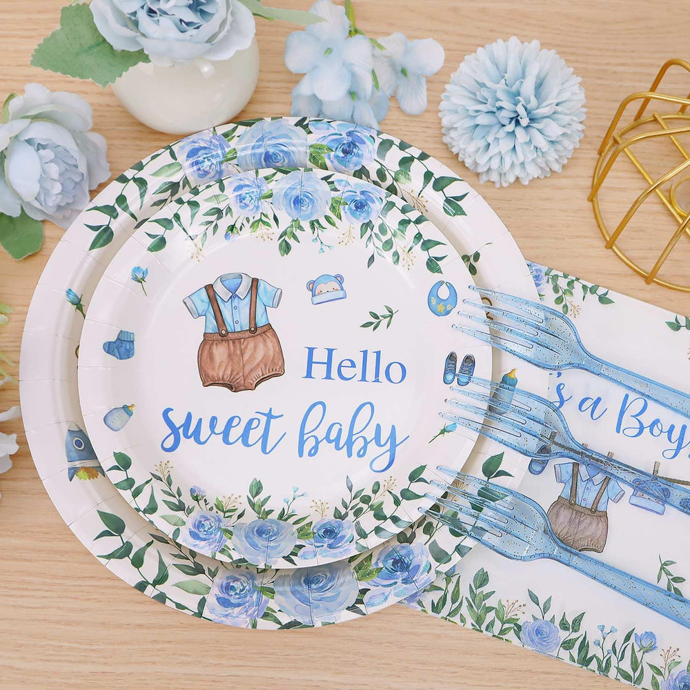 Heboland soft absorbent napkins close-up, ideal for spills and quick hand dries.